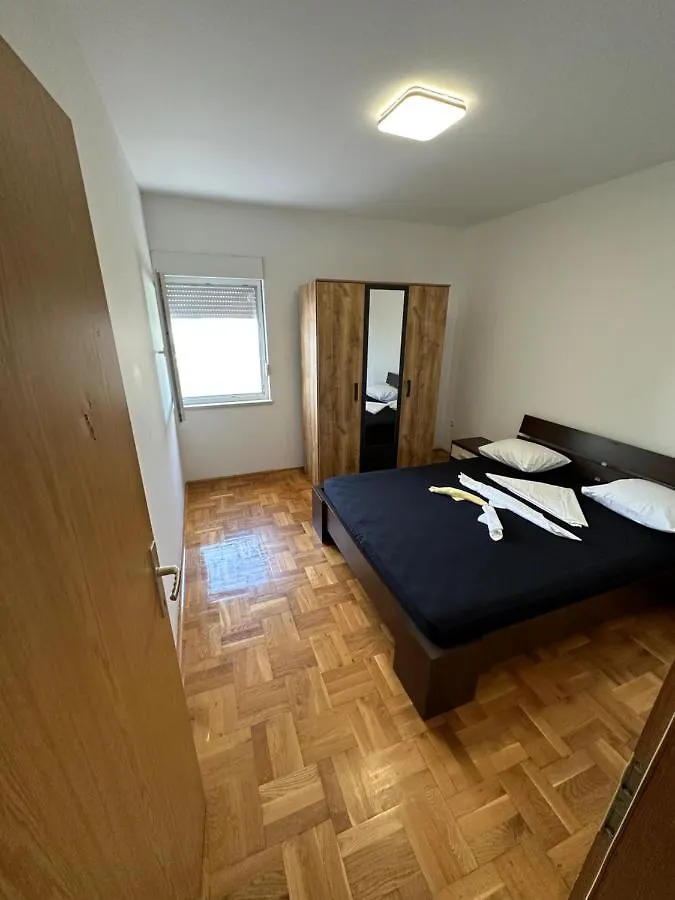 Apartman Aurora Apartment Kastel Novi Croatia