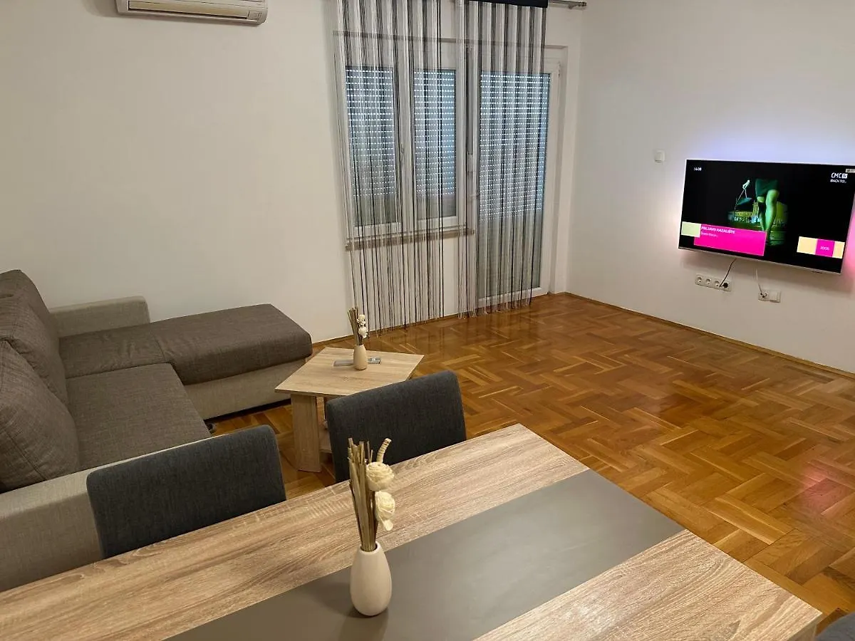 Apartman Aurora Apartment Kastel Novi